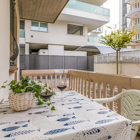 Guglielmo E Anna-2 By Interhome *